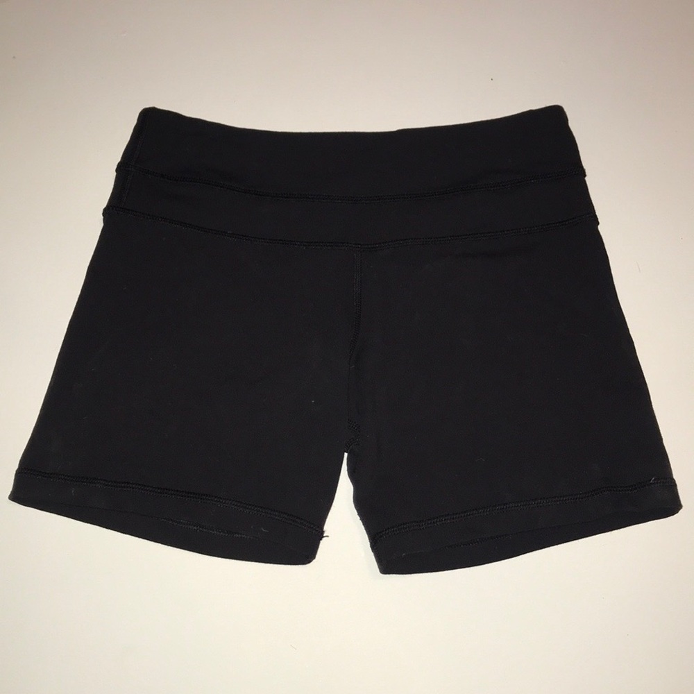 Lululemon Groove Short
